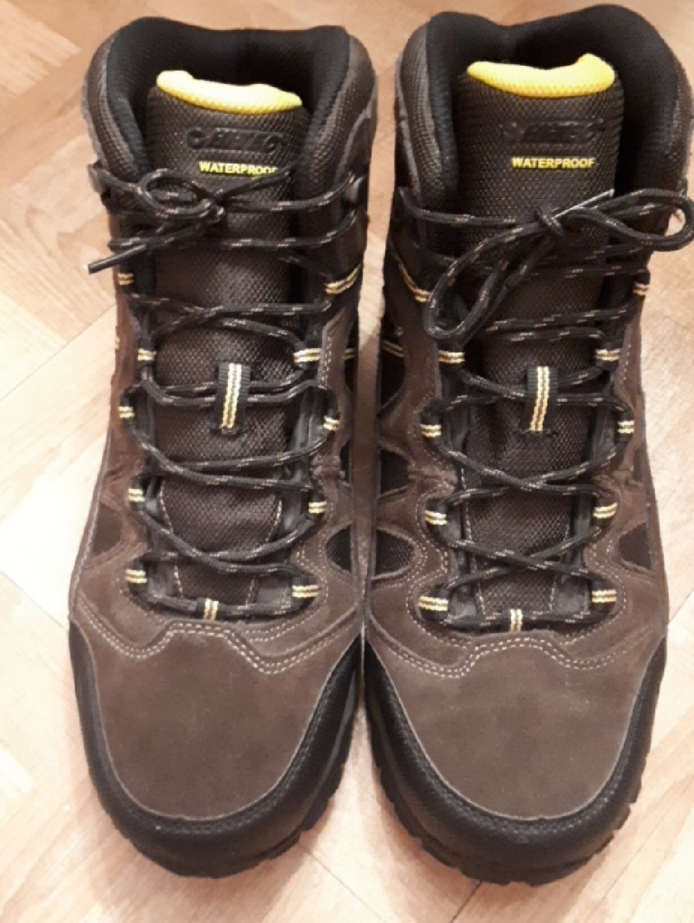 Men's Shoes Size 12. Hi-Tec Waterproof.